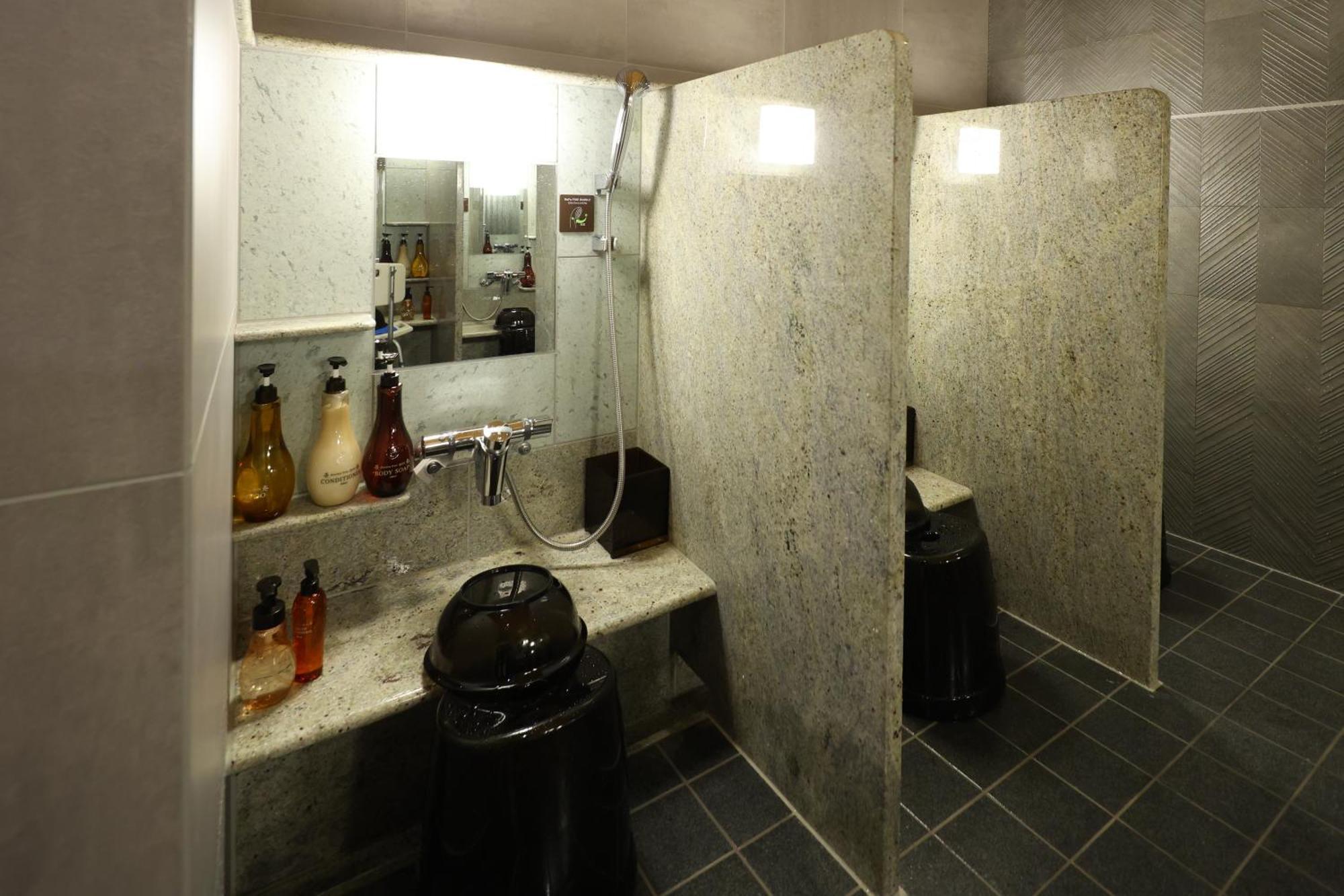 Dormy Inn Premium Ginza Tokyo Esterno foto