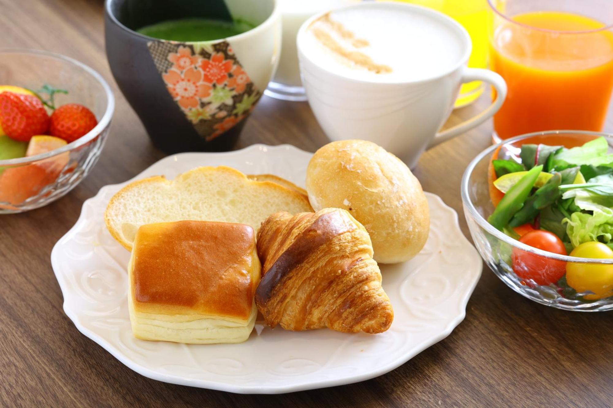 Dormy Inn Premium Ginza Tokyo Esterno foto